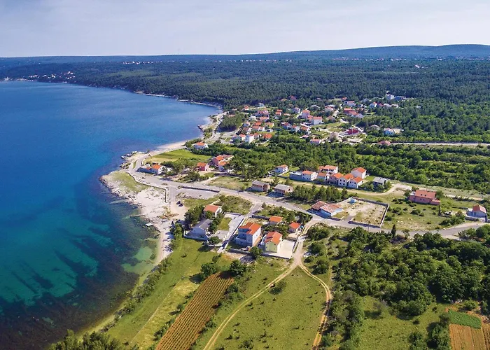 Front In בית נופש